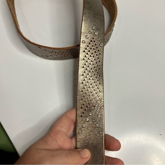 Miss Me studded leather belt size large - Picture 4 of 9